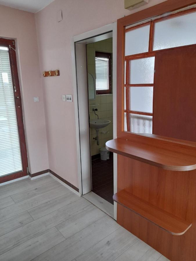Apartment Bojan *